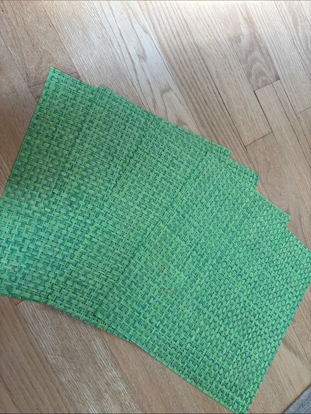 PLACEMATS set/4 square vinyl woven bamboo
